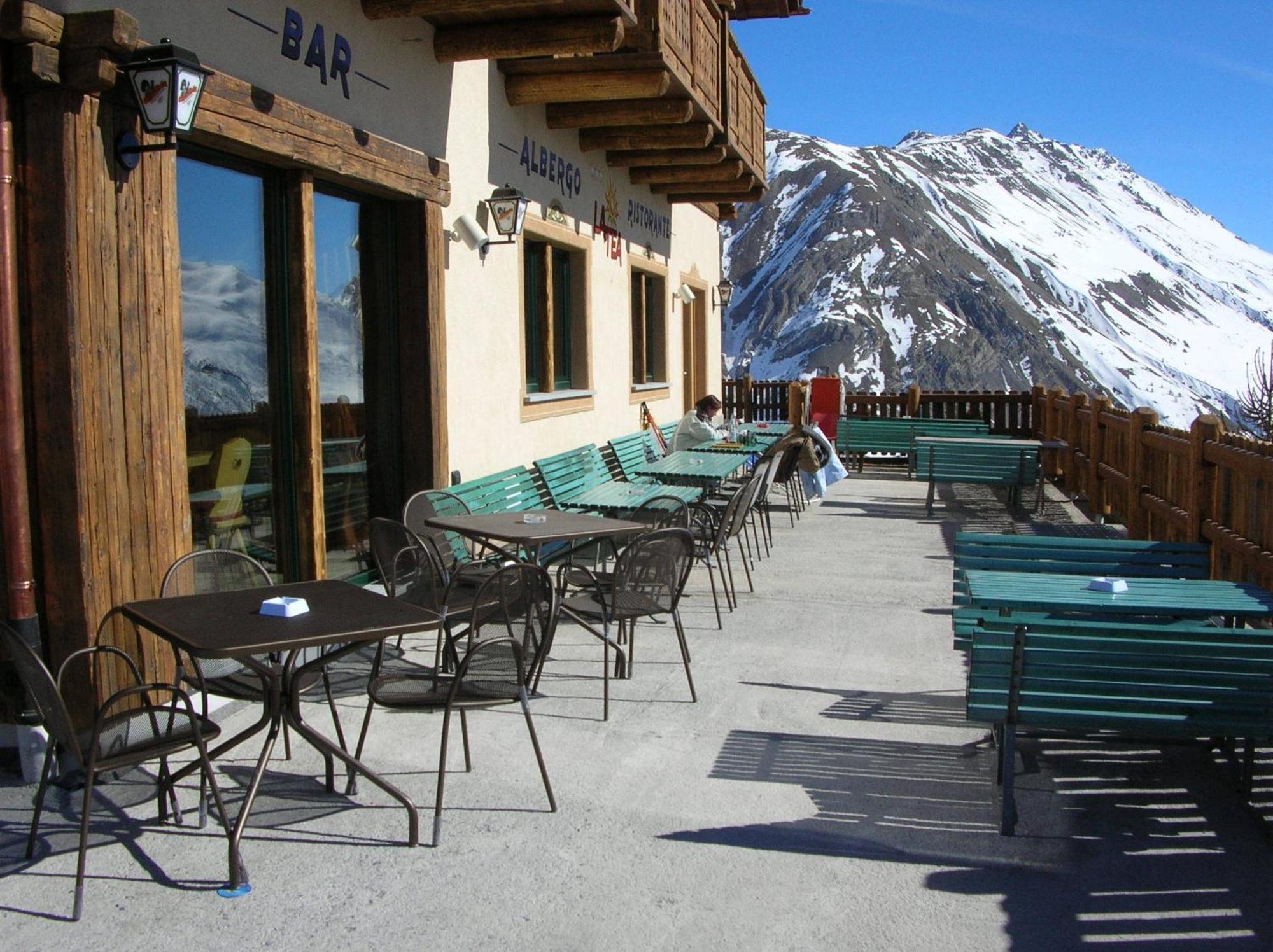 Hotel La Tea Livigno Exteriör bild