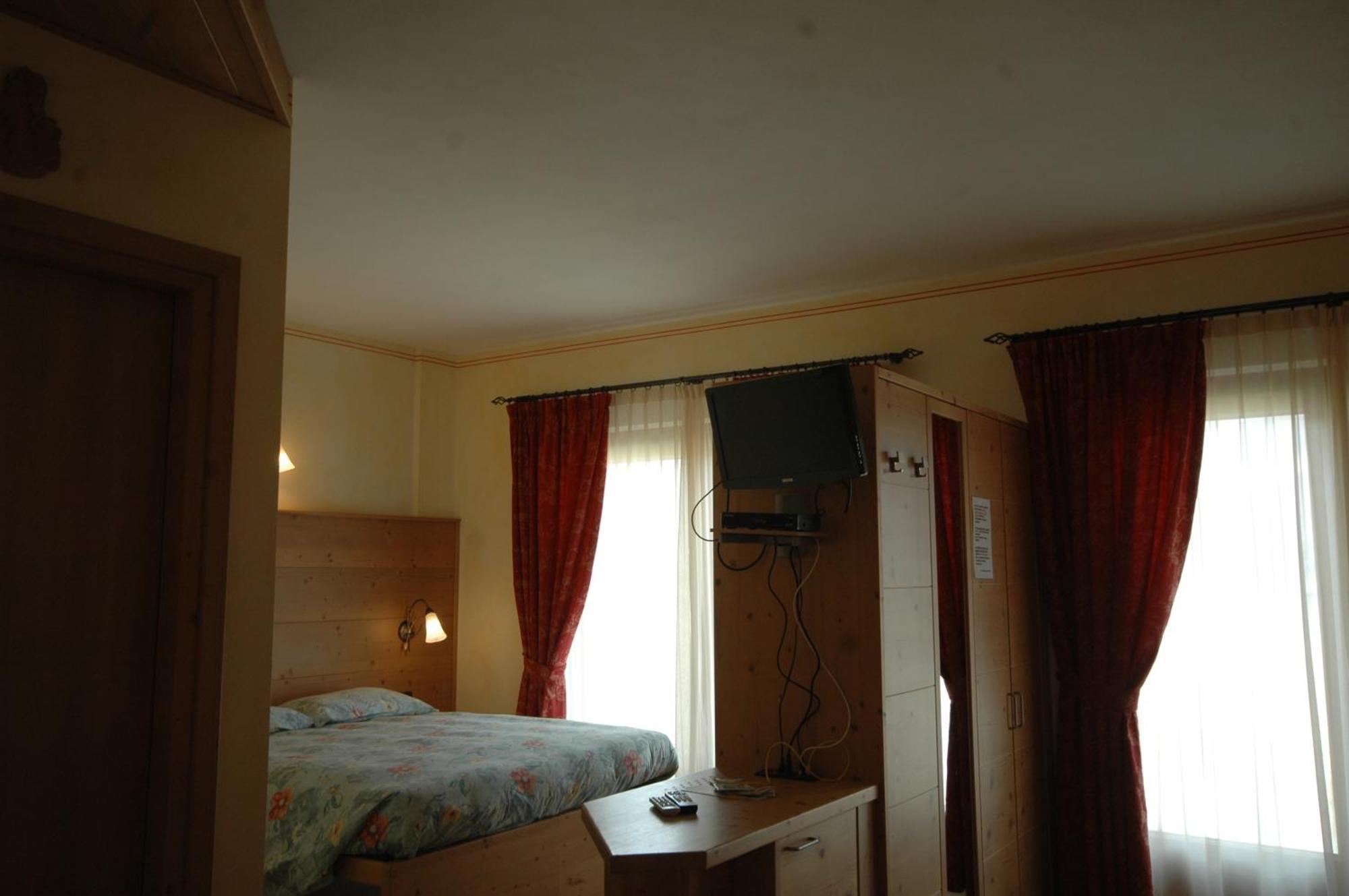 Hotel La Tea Livigno Rum bild